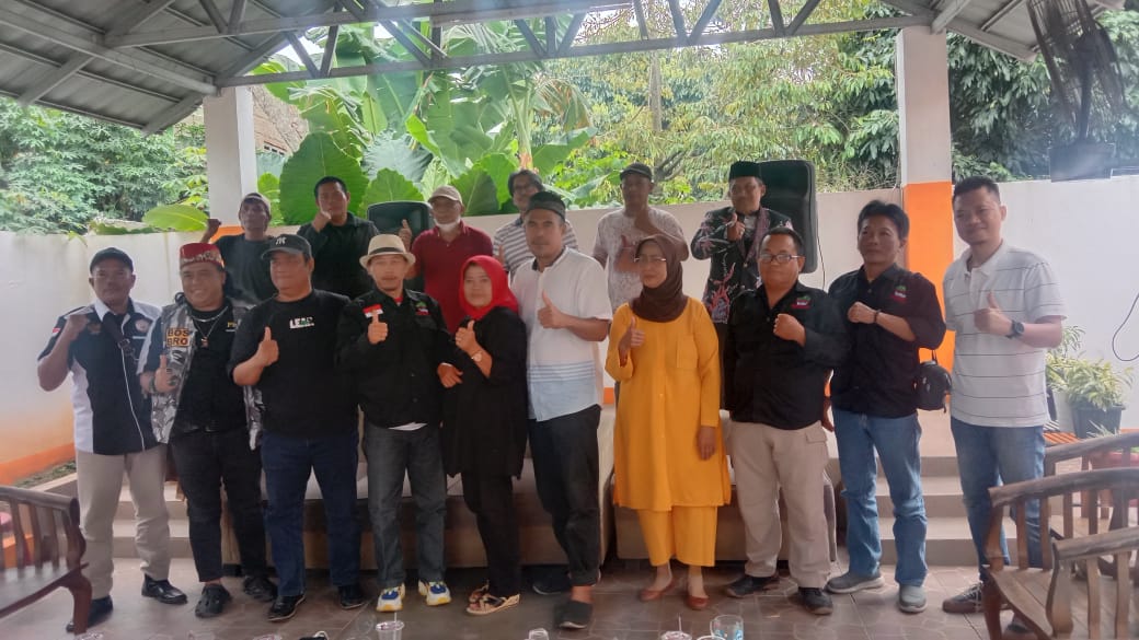 Elemen masyarakat Tangerang dan Kota Tangerang Selatan yang tergabung dalam Badan Kordinasi Tangerang Raya (Bakortara)