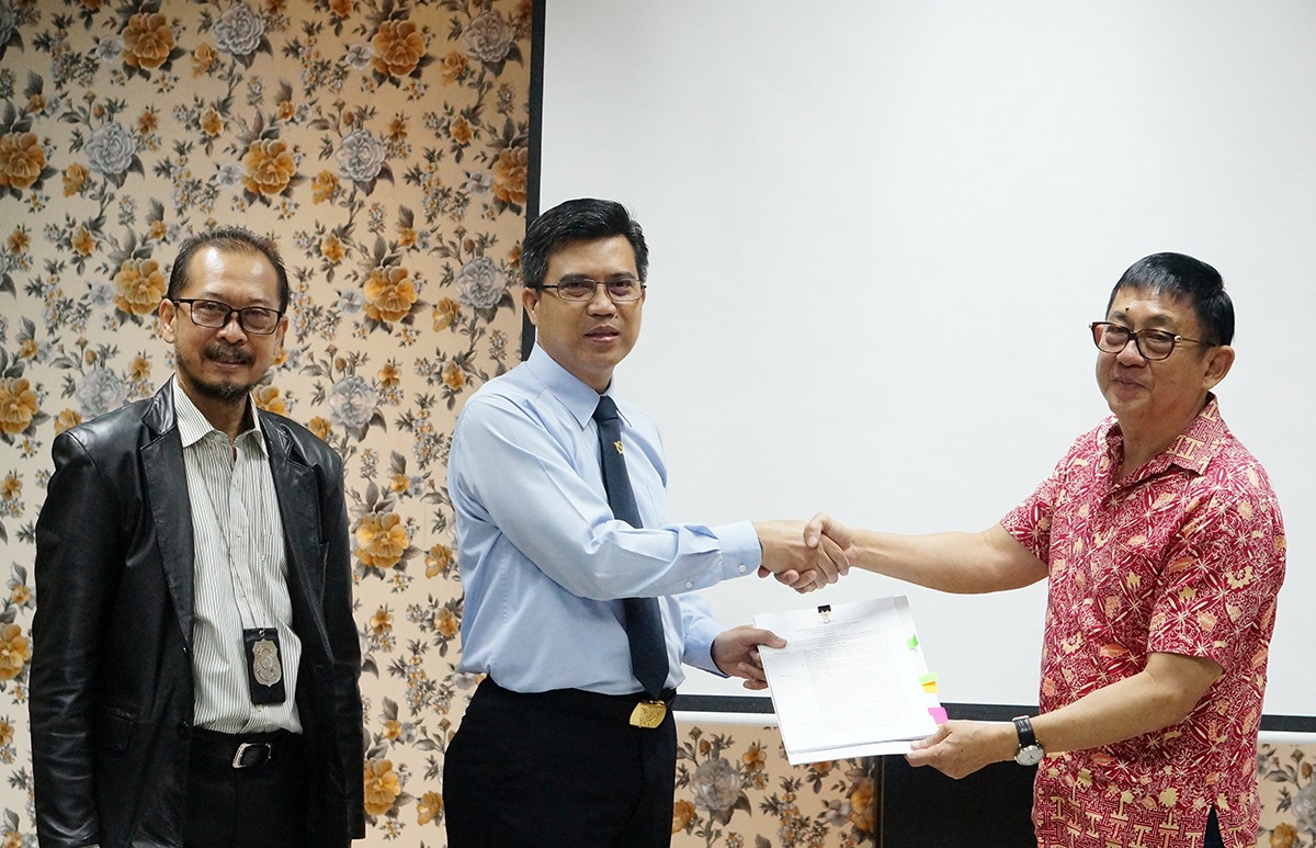 Pemberian fasilitas Pusat Logistik Berikat pada PT Surya Buana Sentosa di Jawa Timur