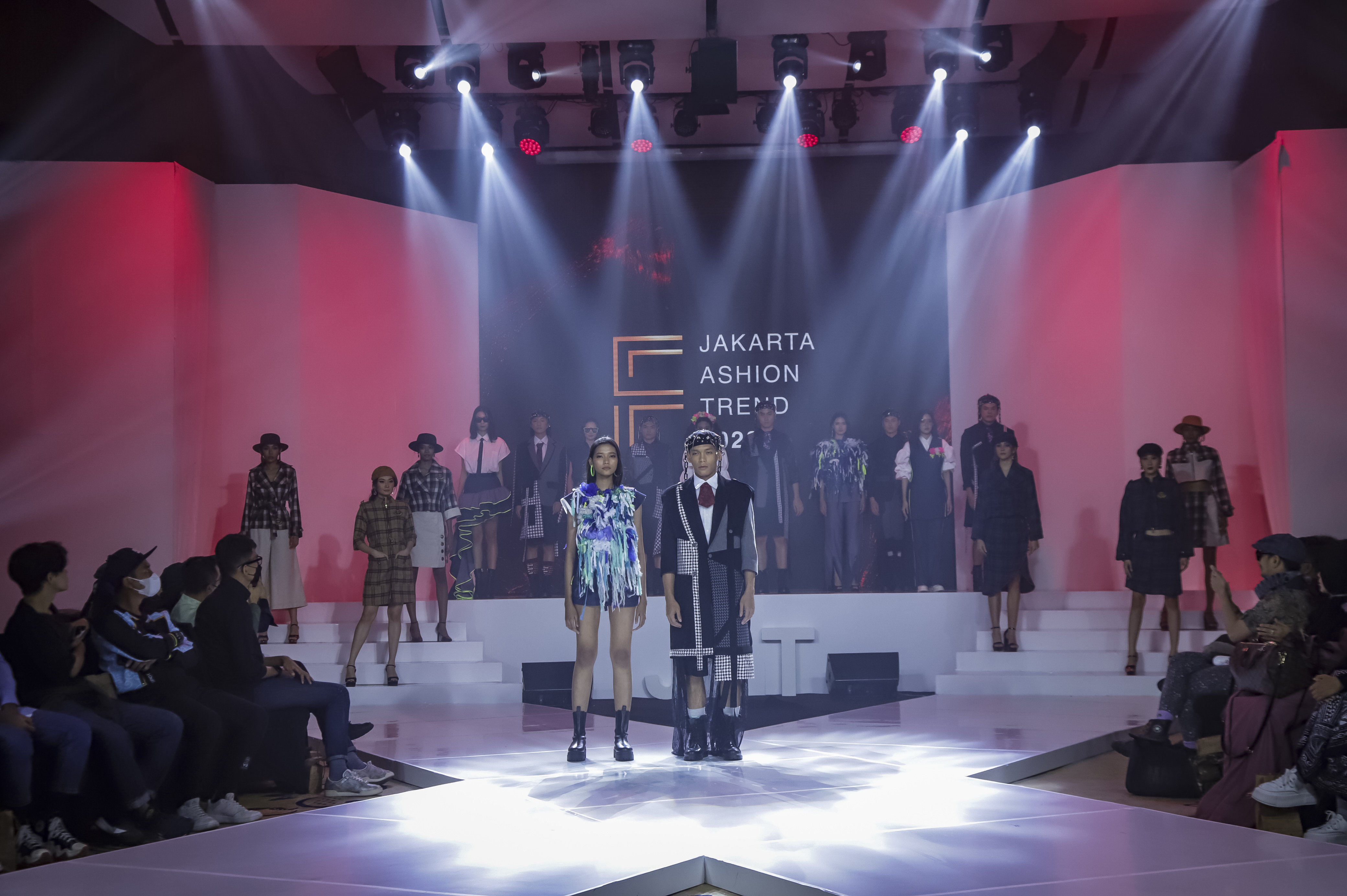 Panggung Indonesia Fashion Trend