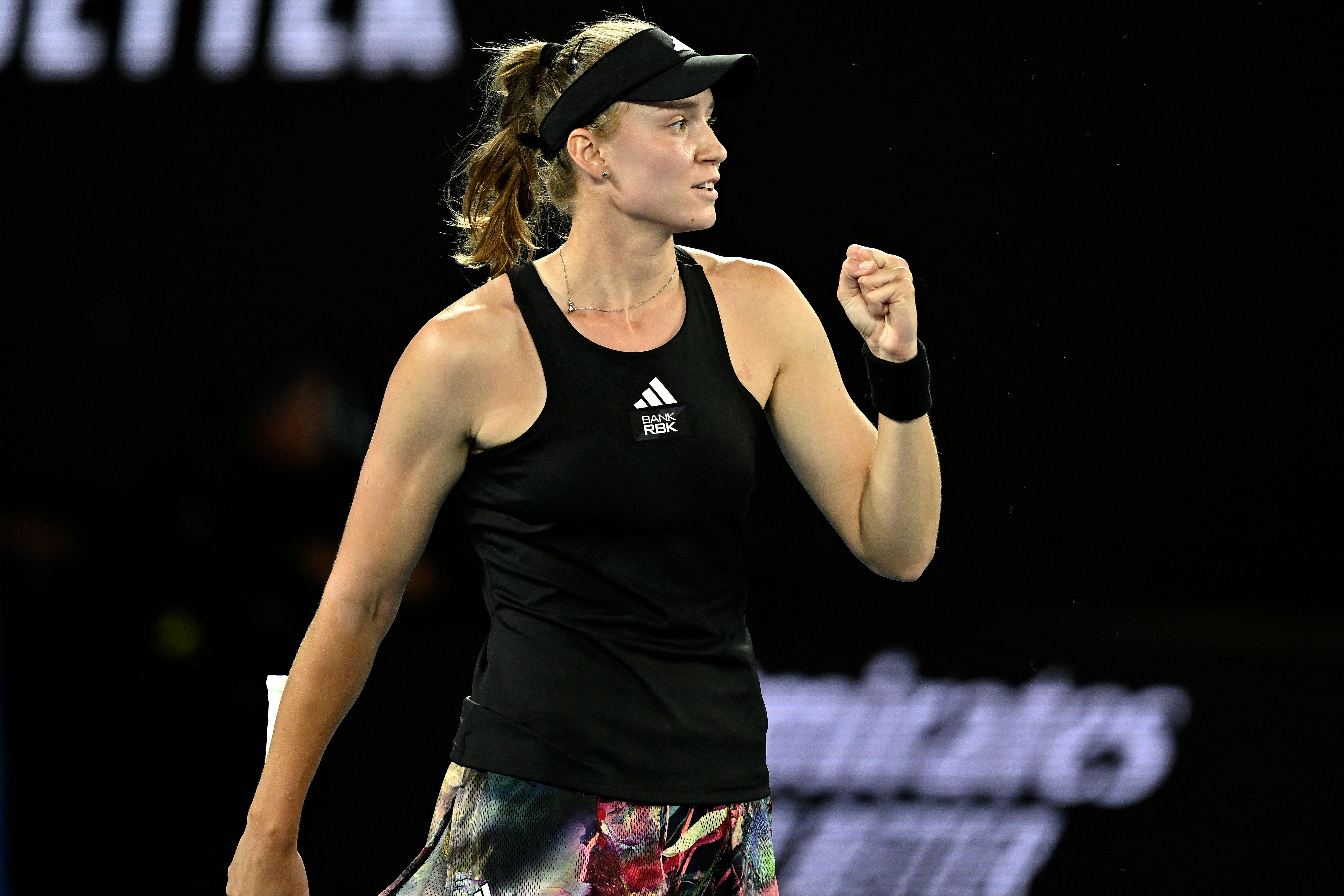 Ekspresi petenis asal Kazakhstan, Elena Rybakina, saat mencetak poin.