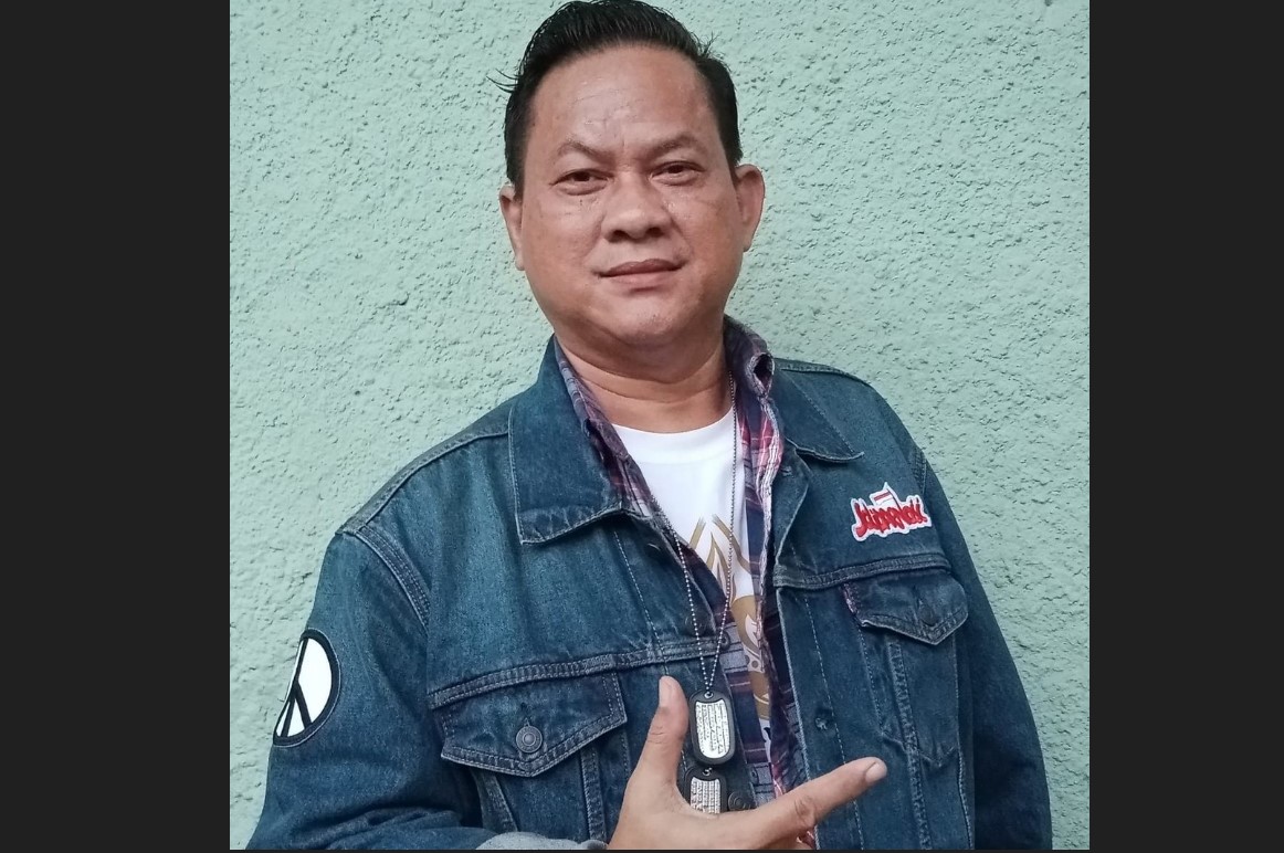 Penulis novel Balada Si Roy, Gol A Gong