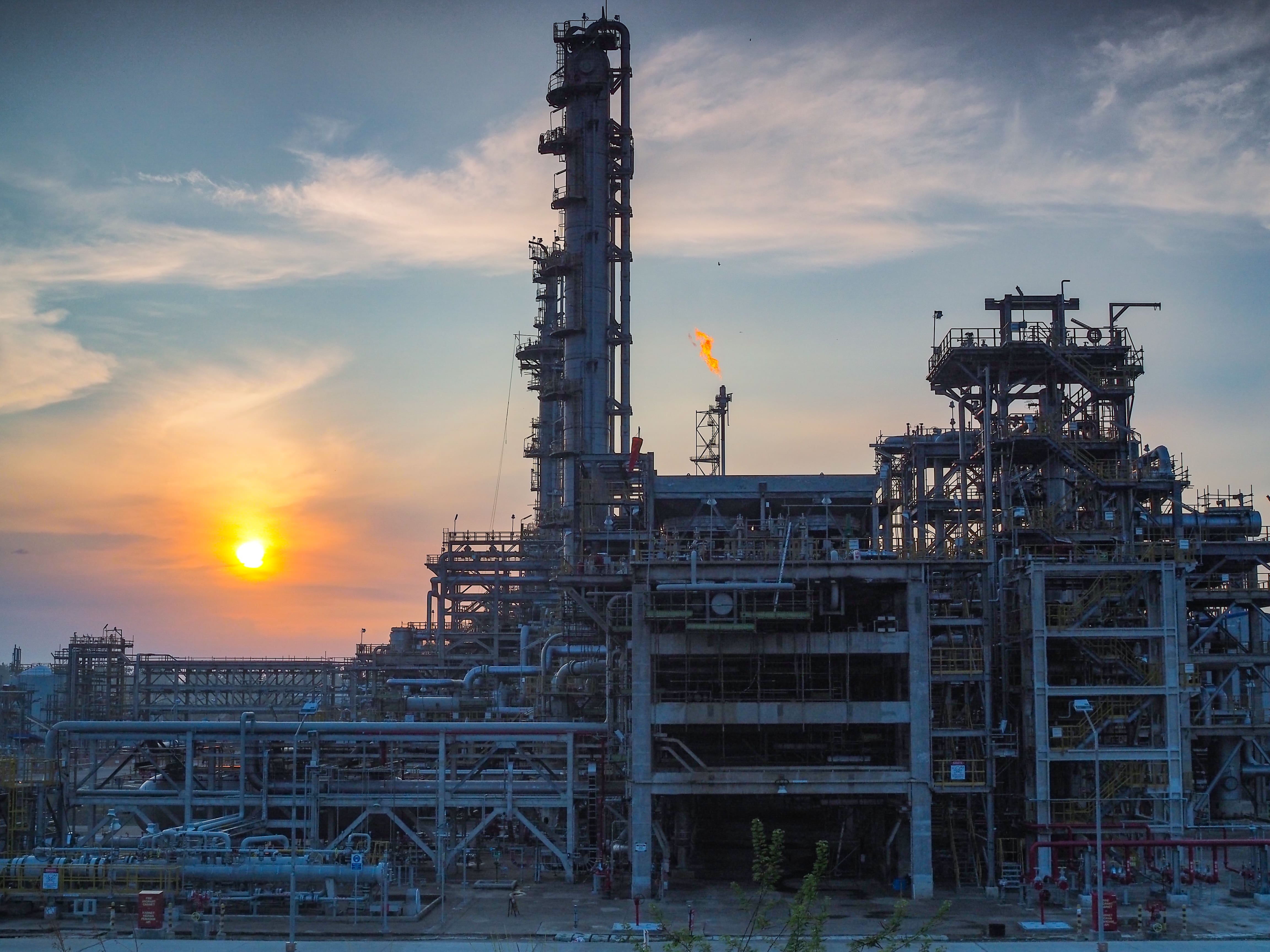 Proyek pengembangan lapangan gas Jambaran Tiung Biru