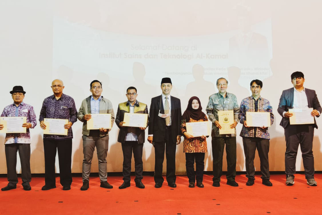 Sosialisasi Program Rektorat 2023 ISTA Jakarta dan launching mobil listrik.