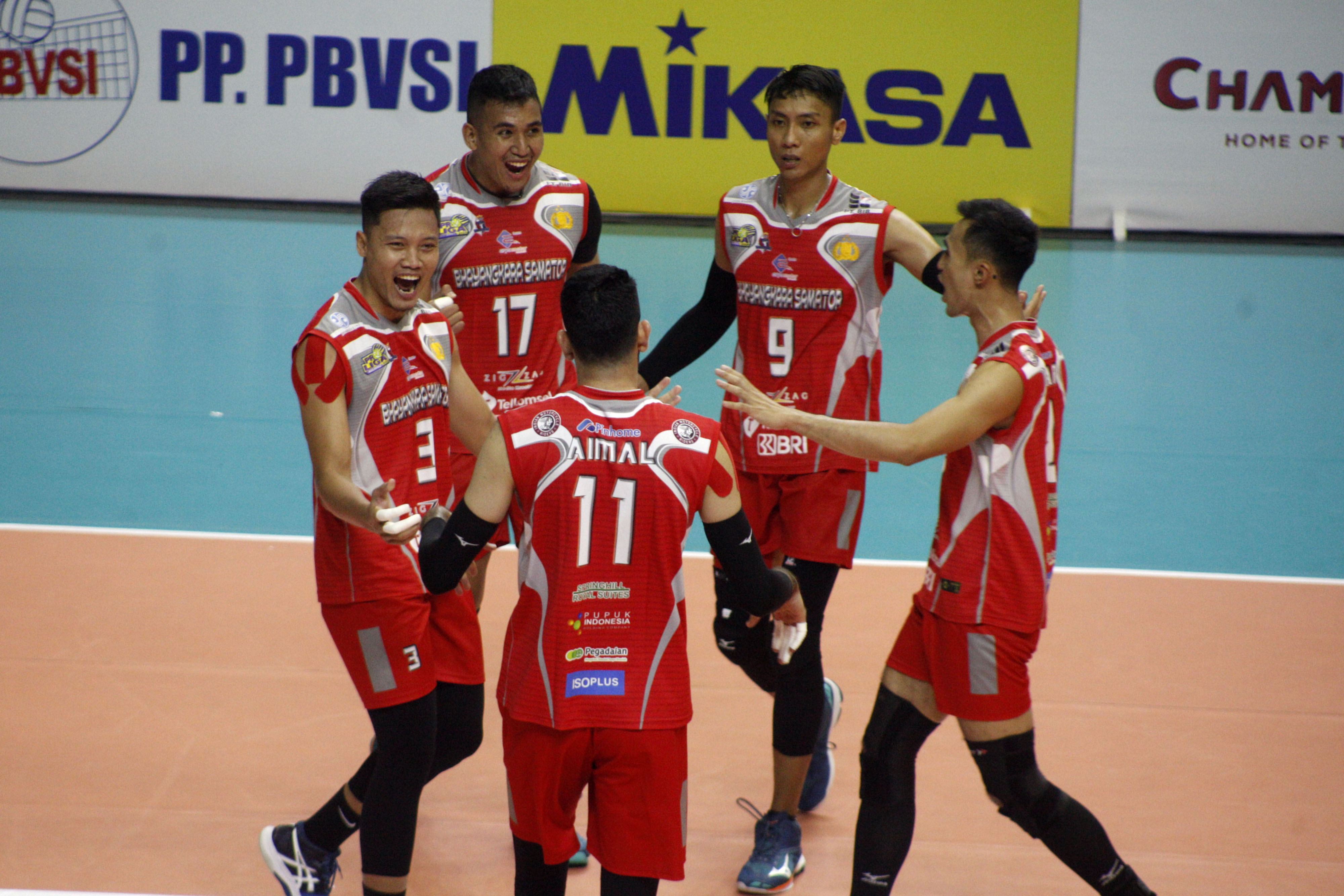 Pebola voli Surabaya Samator