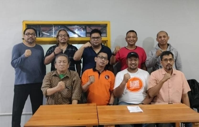 Aktivis kampus Atma jaya dalam FGD alumni Orange Atma.