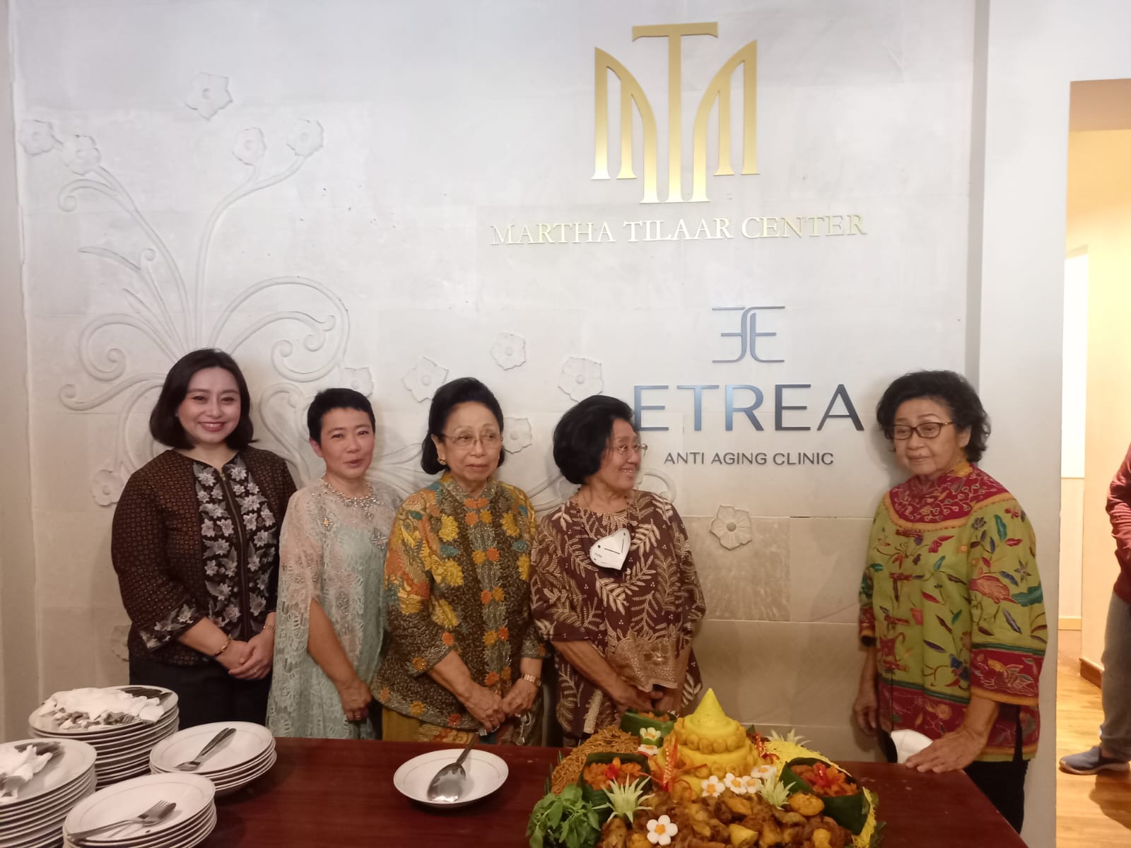 Etrea Anti Aging Clinic Padukan Perawatan Tradisional dan Teknologi Canggih