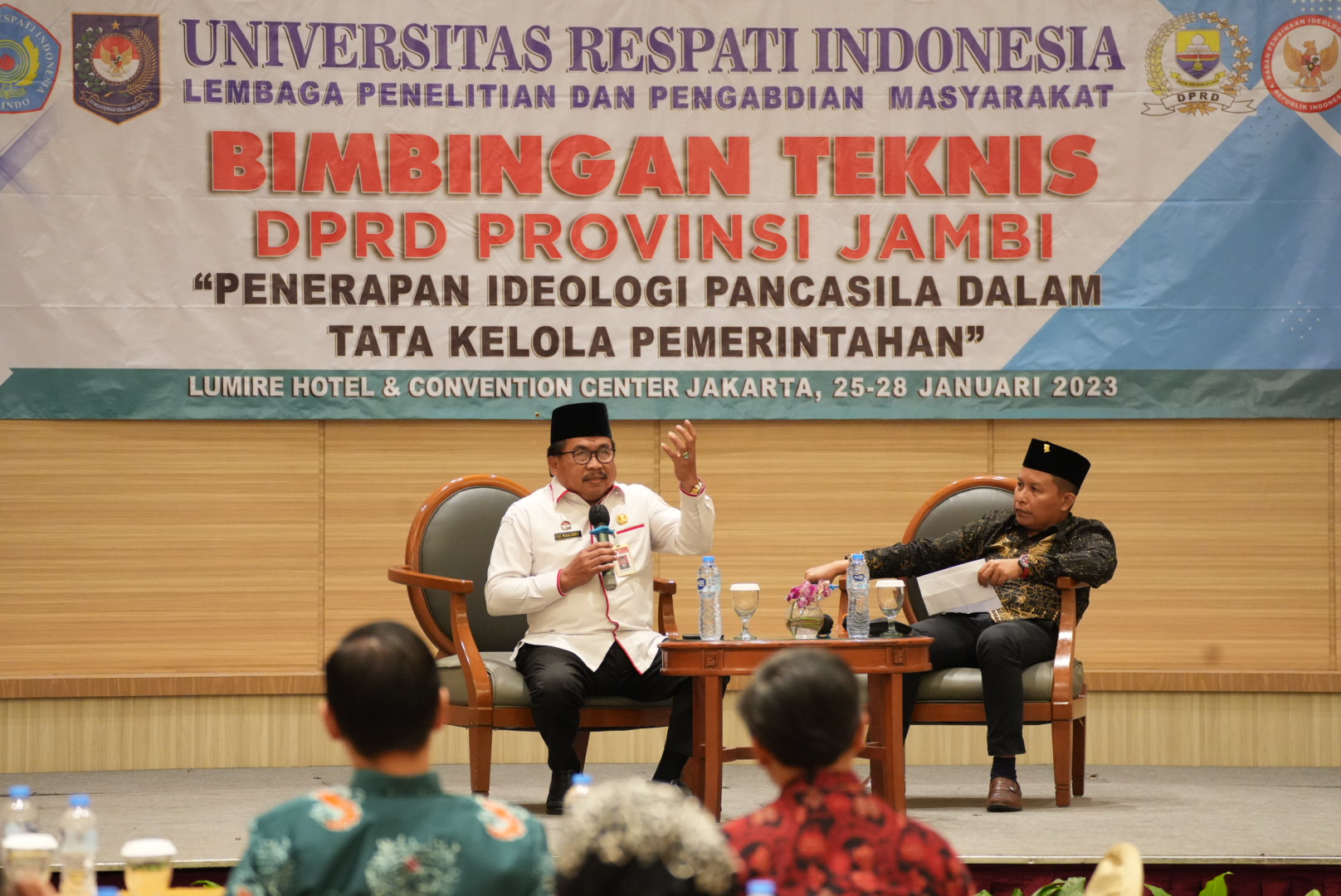 Wakil Kepala BPIP Karjono dalam pengarahan terhadap DPRD Jambi