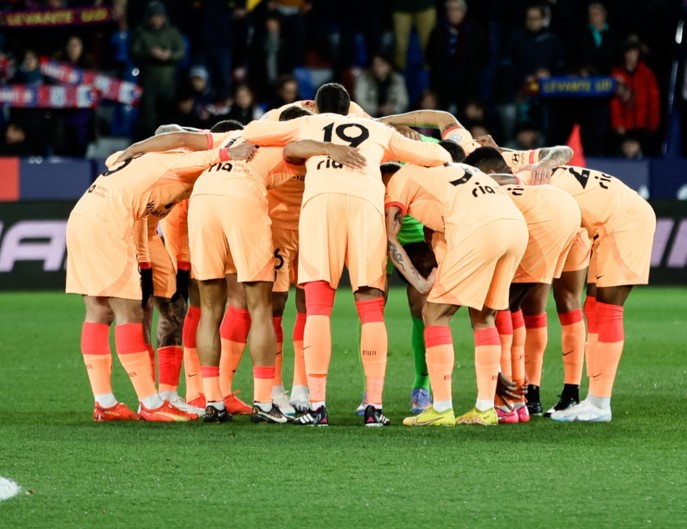 Para pemain Atletico Madrid berkumpul menjelang laga Copa del Rey melawan Levante.