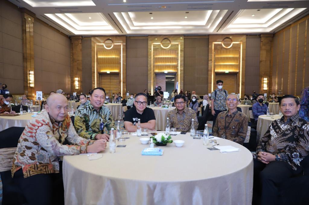 Para pembicara dalam FGD Kehadiran Negara Bagi Korban Lalu-Lintas sepakat perlindungan dalam bentuk asuransi harus ditingkatkan.