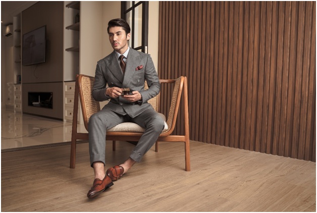 Setelan jas yang pas dengan bentuk tubuh jadi salah satu kunci untuk tampil optimal dan prima.