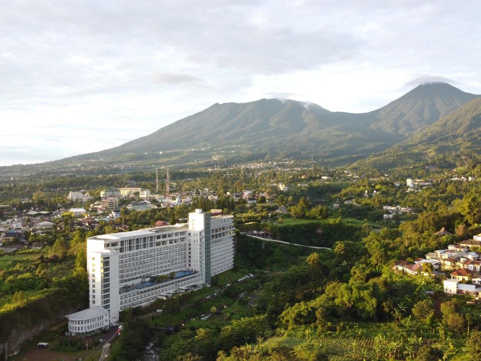 PT EHS membuat hotel menjadi percontohan dalam menjaga protokol kesehatan serta tetap aman untuk dikunjungi oleh konsumen. 