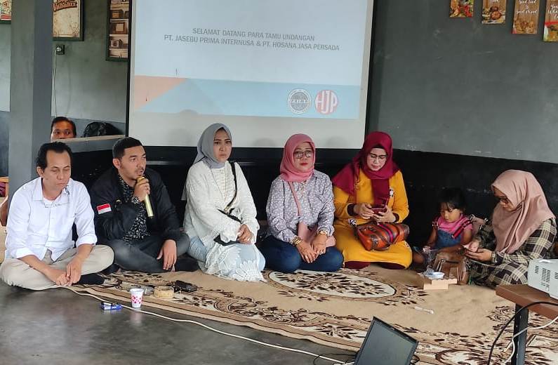 PT Jasebu Prima Internusa dan PT Hosana Jasa Persada melakukan sosialisasi Sistem Penempatan Satu Kanal (SPSK) di Cianjur, Jawa Barat.