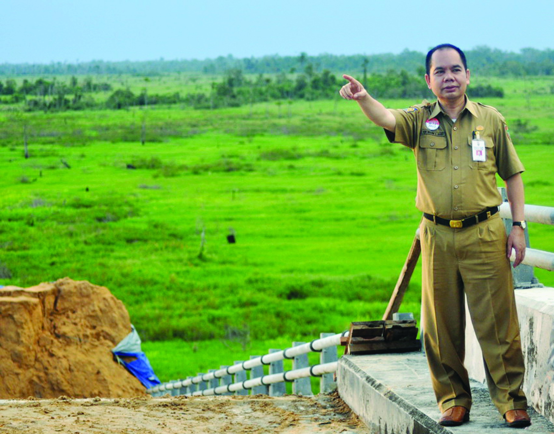 Bupati Kapuas Ben Brahim S Bahat.
