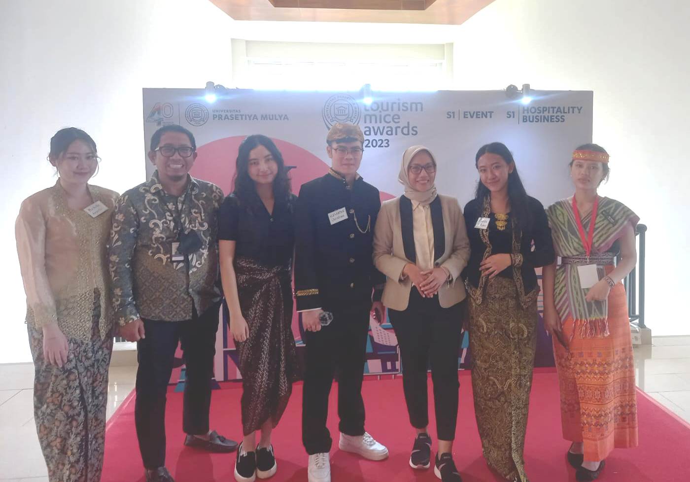 Universitas Prasetiya Mulya melatih kreativitas mahasiswa mereka agar mampu bersaing di dunia pekerjaan melalui Prasmul Tourism MICE Award.