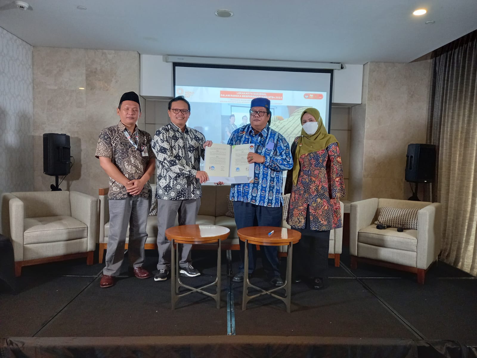 Komisi Nasional Disabilitas RI dan Yayasan NLR Indonesia menandatangani MoU untuk mempercepat penanggulangan kusta di Jakarta, Senin (30/1).
