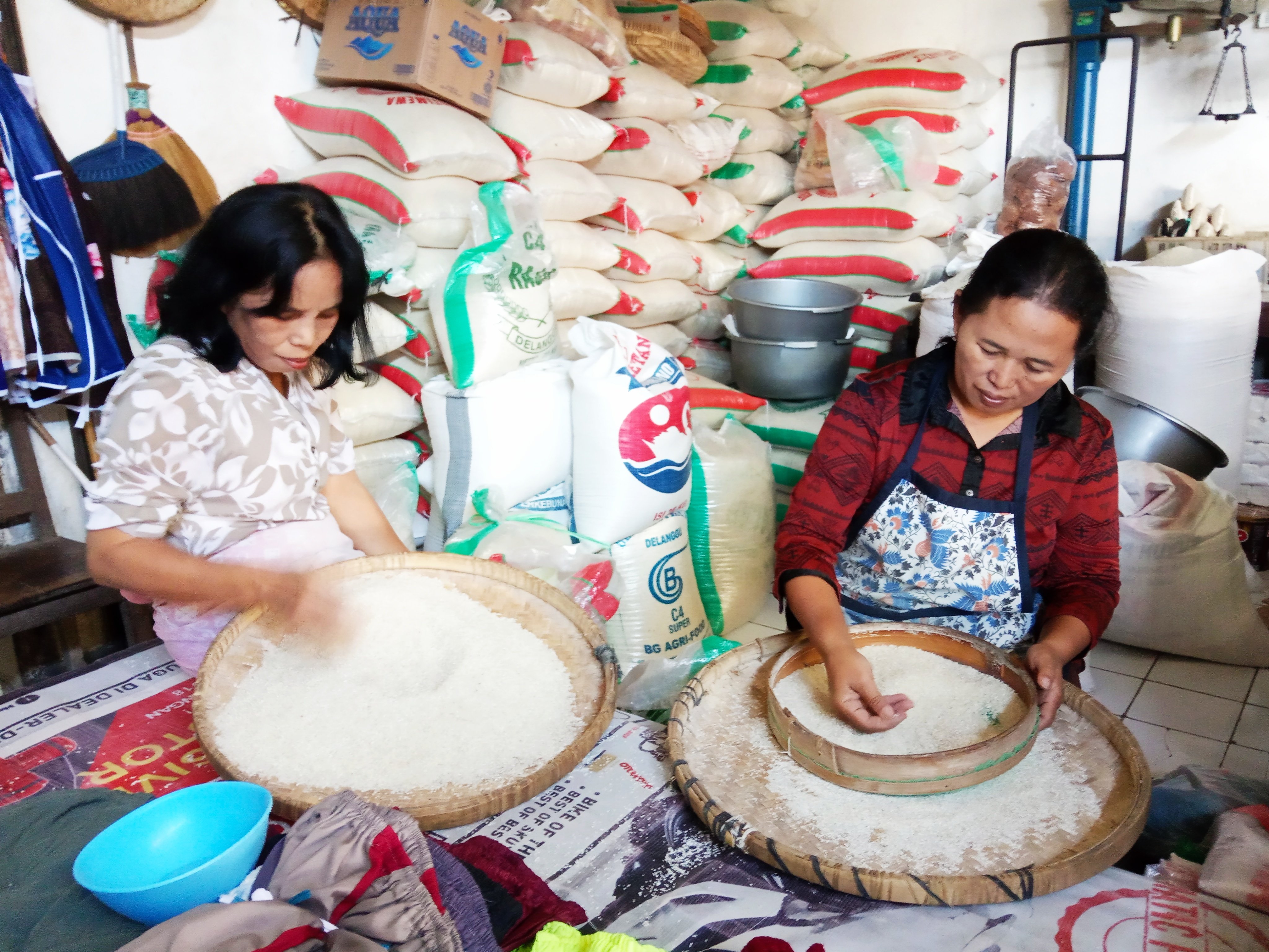 Tahan Penaikan Harga, Bulog Yogyakarta Gelontor Beras ke Pasar