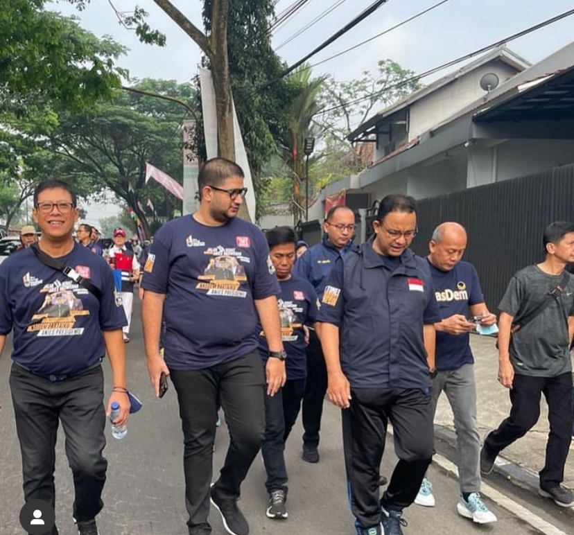 Rajiv Ajak Warga Kabupaten Bandung Jalan Sehat Bersama Anies Baswedan