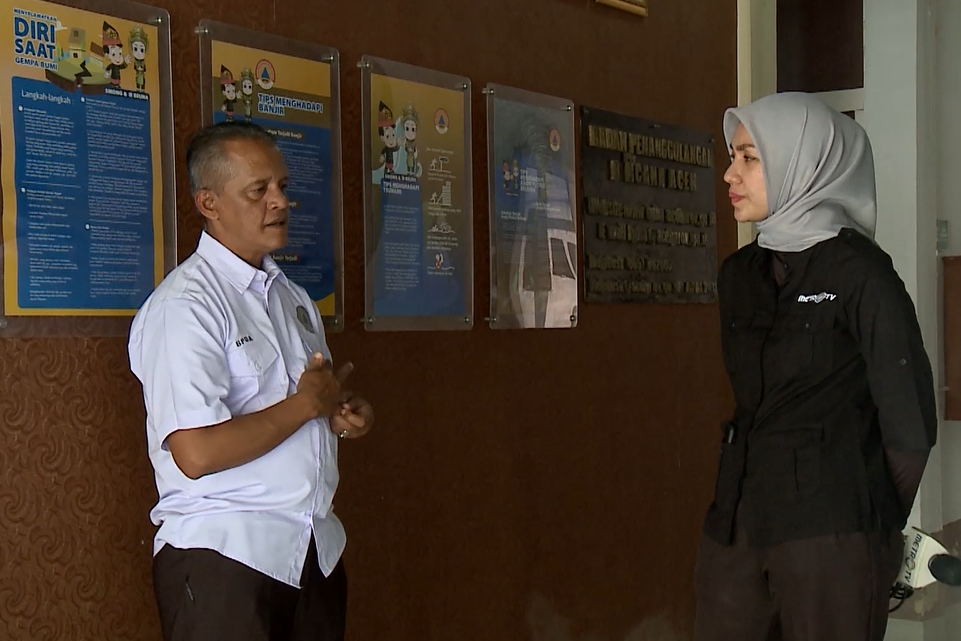 Muhammad Syahril (kiri).