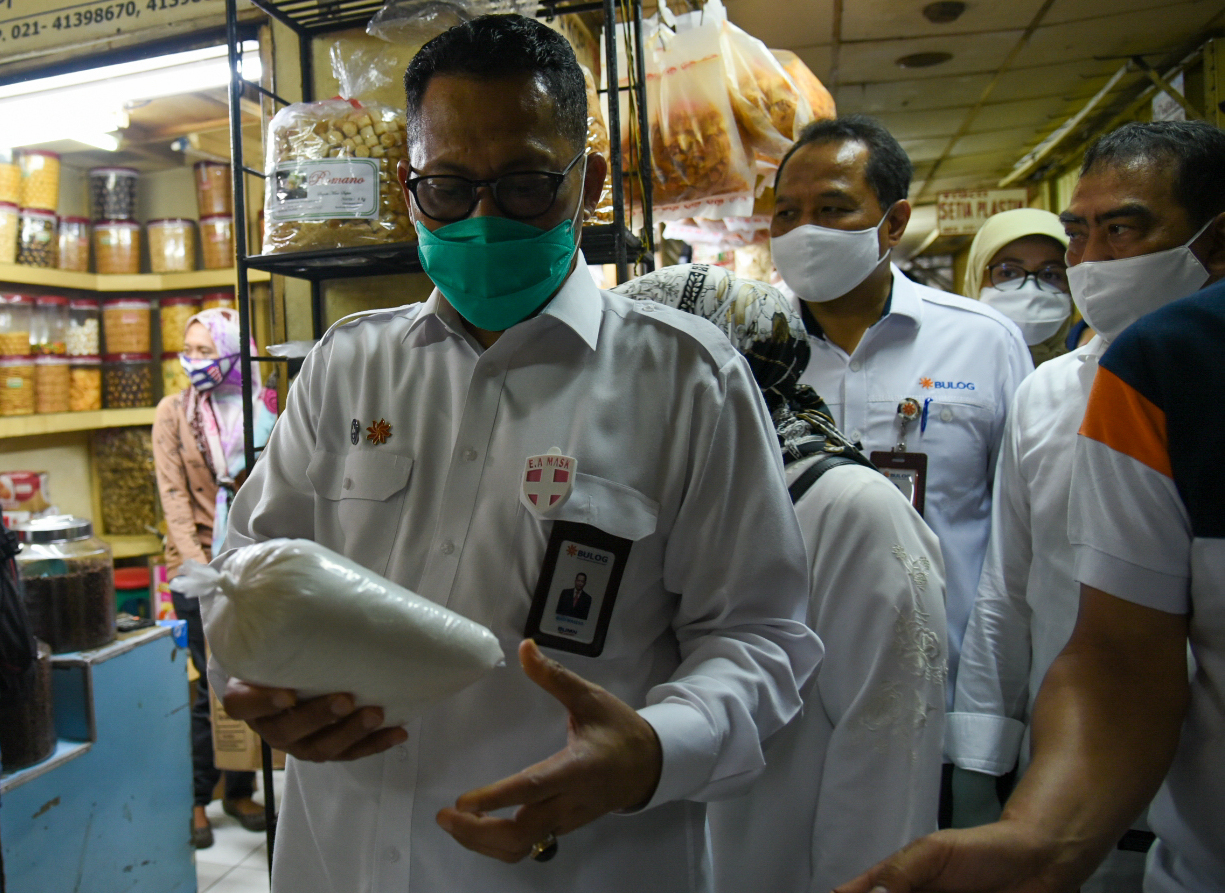 Direktur Utama Perum Bulog Budi Waseso