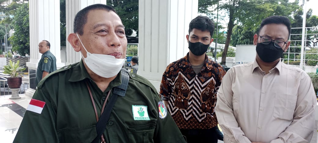 Tim kuasa hukum aliansi mahasiswa korban PN UKAI dari LKBH Universitas 17 Agustus 1945 Jakarta, Bambang Prabowo.