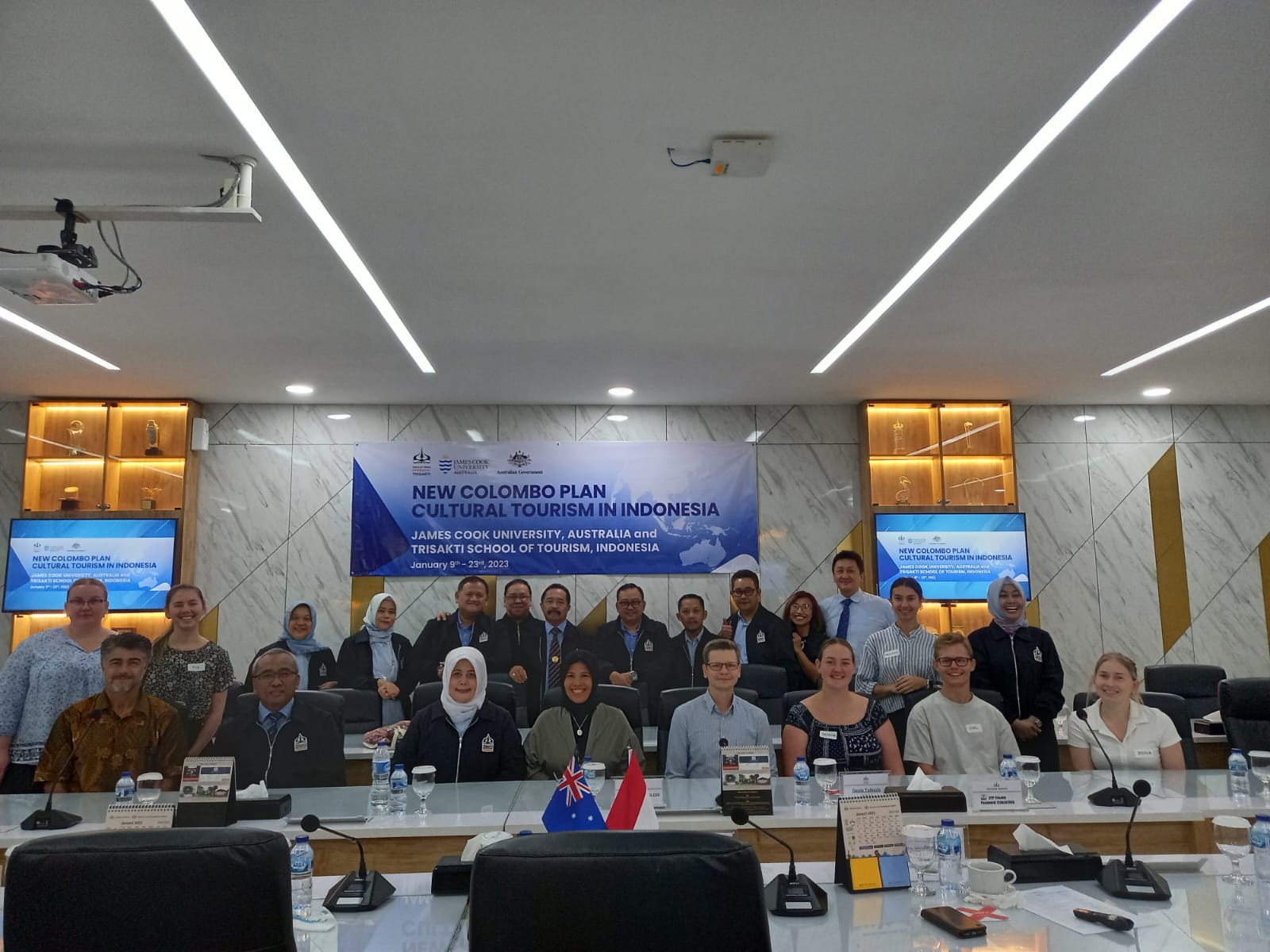 Kunjungan mahasiswa James Cook University ke STP Trisakti