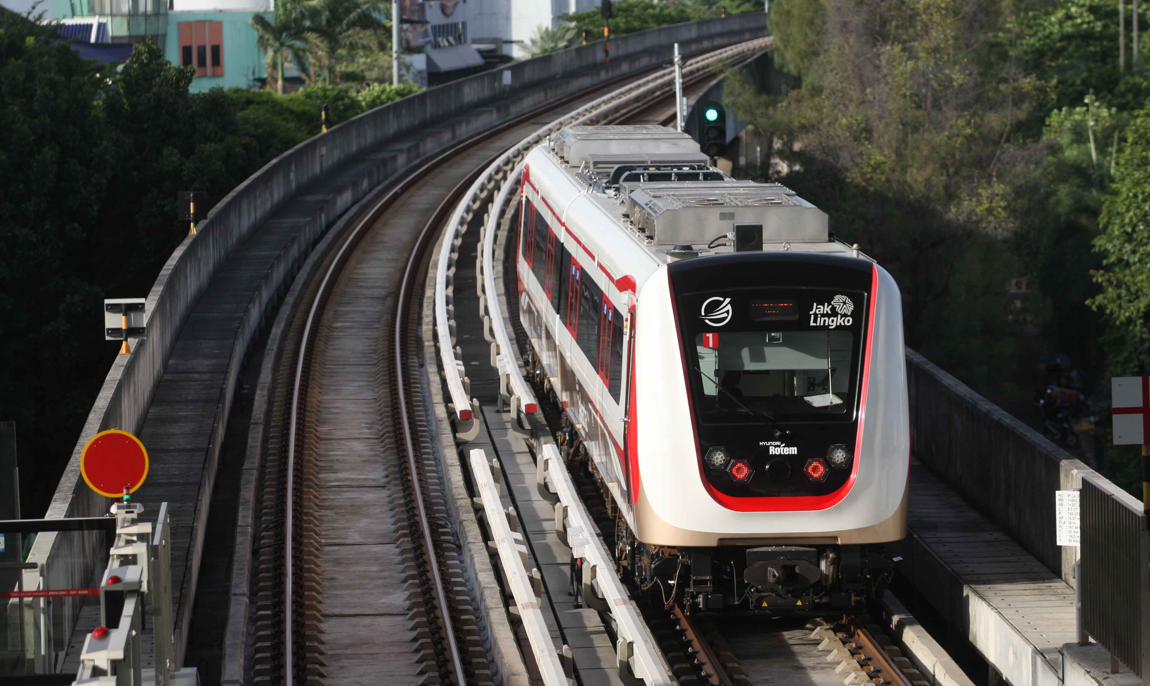 LRT Jakarta Targetkan Penumpang Naik 70% Tahun Ini