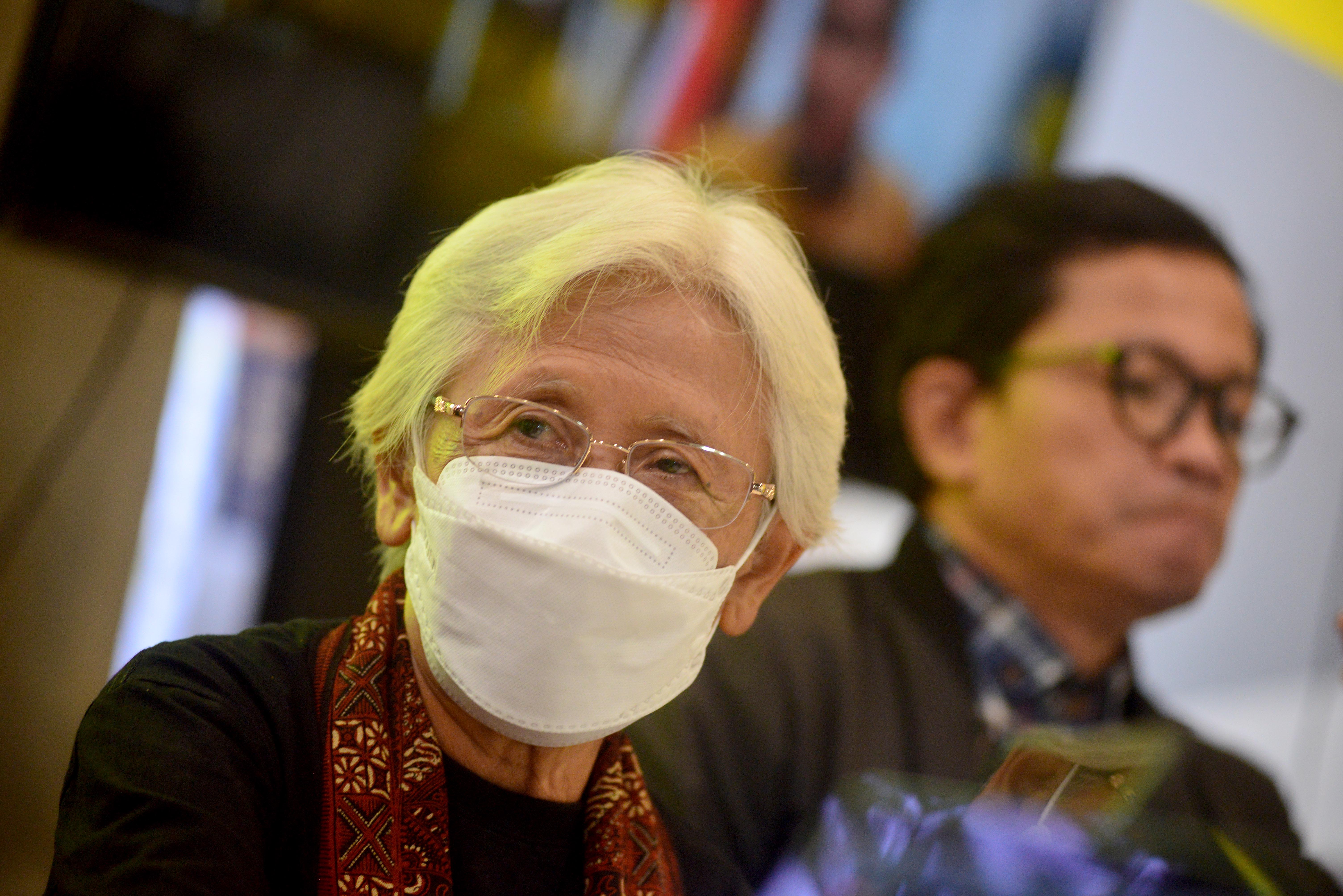 Maria Catarina Sumarsih (kiri), Orangtua Benardinus Realino Norma Irawan alias Wawan