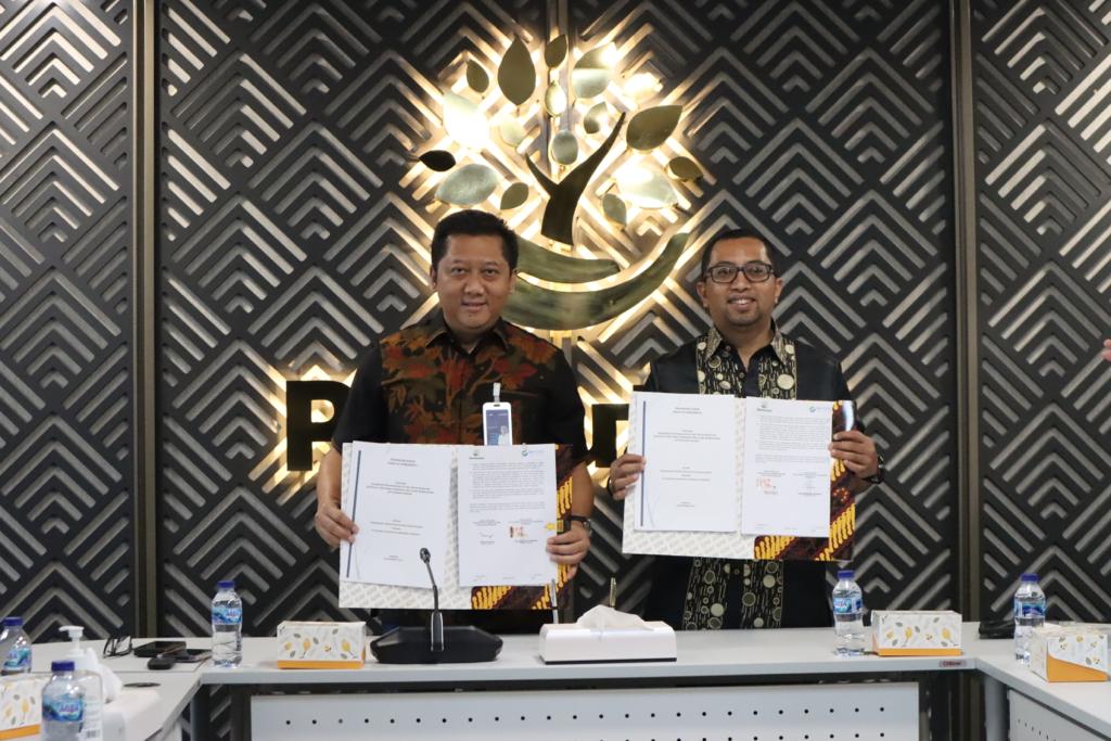 Penandatanganan kerja sama antara Perum Perhutani dan ID Food untuk mendukung program pemerintah dalam rangka ketahanan pangan nasional, 