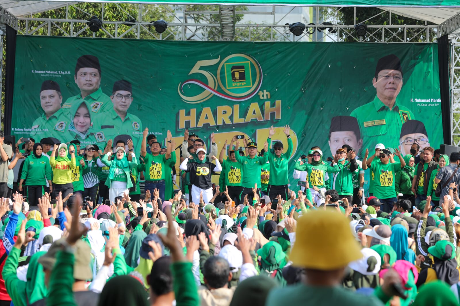 Plt Ketua Umum Partai Persatuan Pembangunan (PPP) Muhamad Mardiono menghadiri acara puncak peringatan Hari Lahir (Harlah) ke-50 di Sumedang,