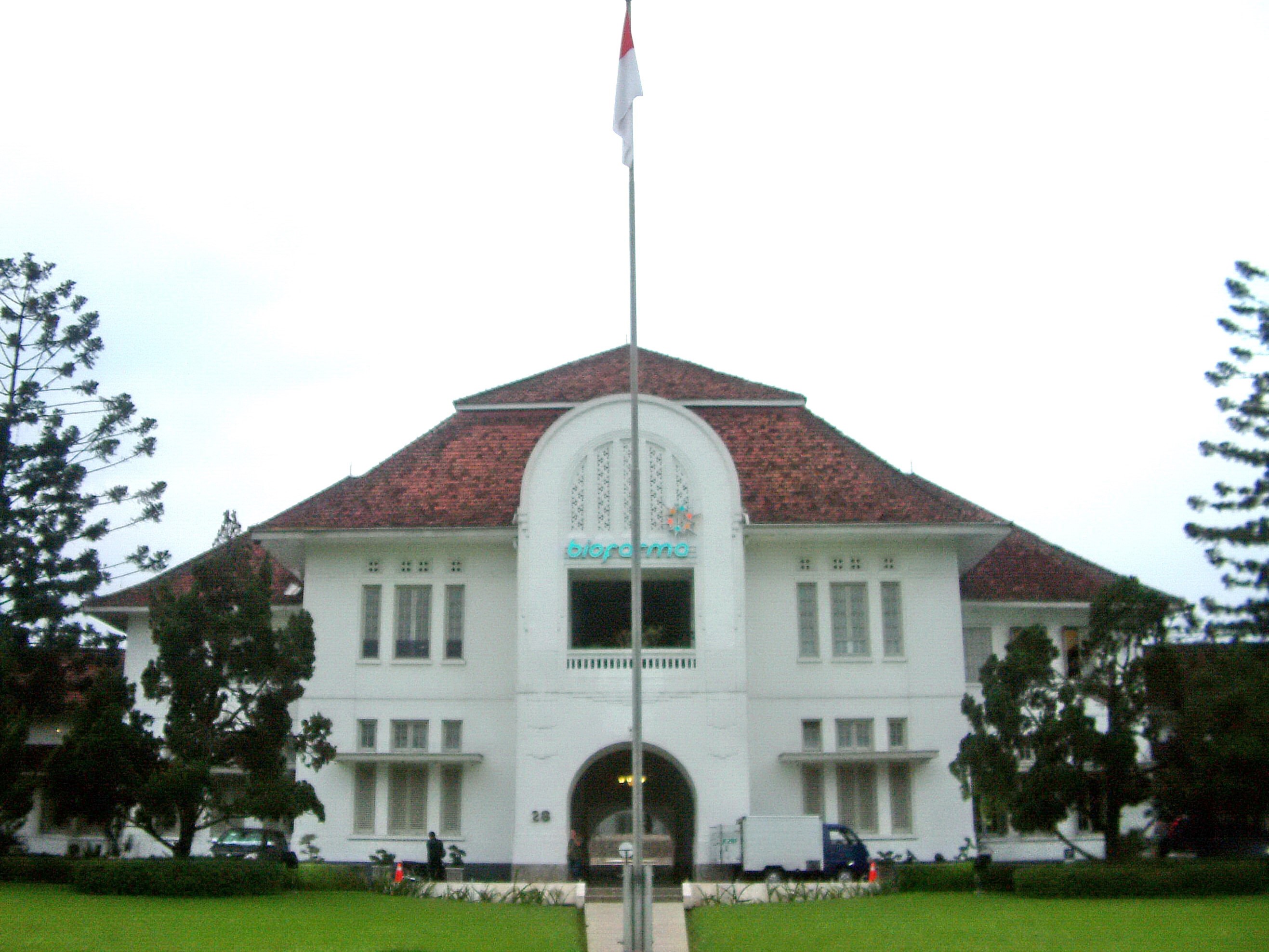 Gedung Bio Farma.