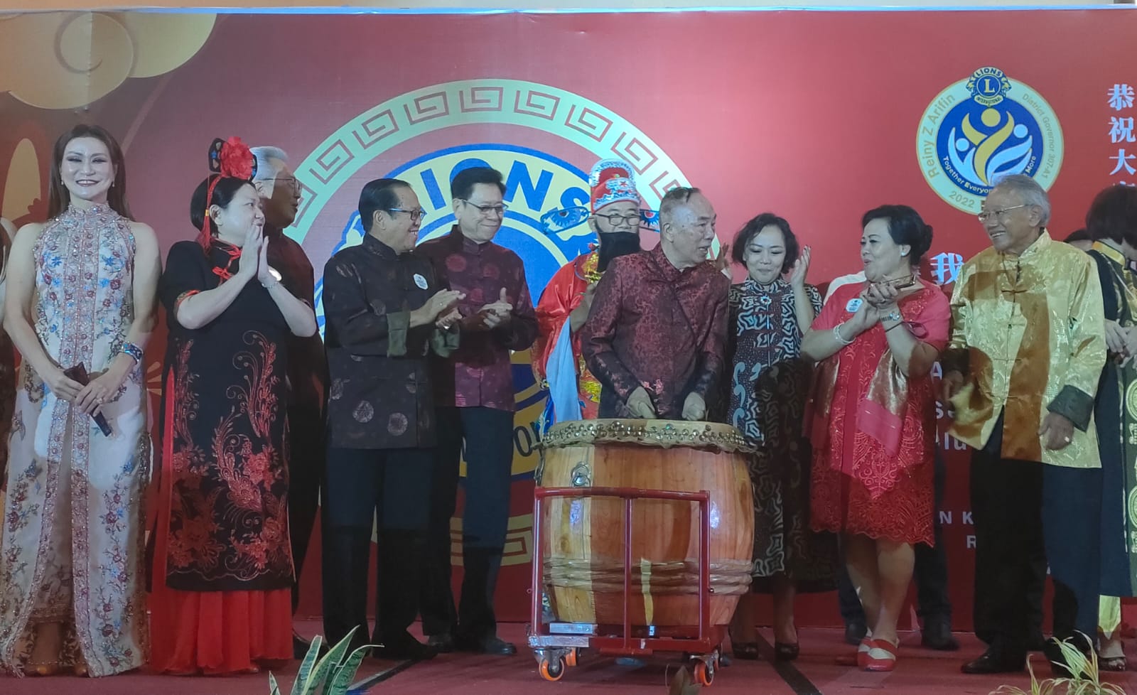 Perayaan Hari Raya Imlek di salah satu Panti Werdha.