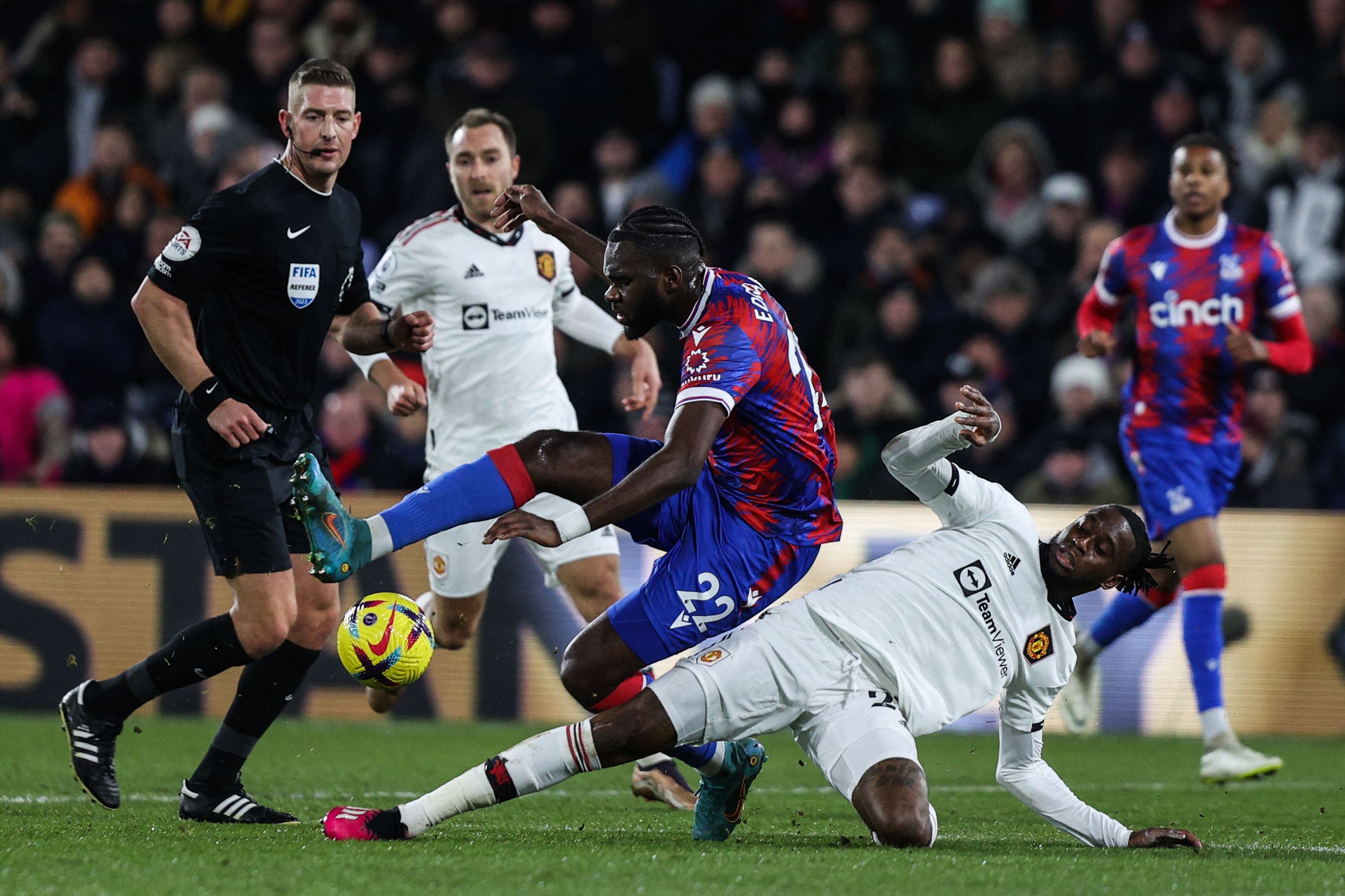 Laga Liga Primer Inggris antara Crystal Palace dan Manchester United