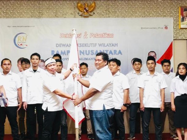 Deklarasi dan pelantikan pengurus Rampai Nusantara Provinsi Kalimantan Tengah, Selasa (7/2), di Palangkaraya, Kalimantan Tengah. 