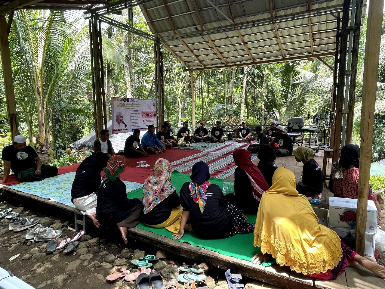 Relawan GMC Jawa Timur menggelar kegiatan positif berupa Pengabdian Masyarakat di Dusun Pelinggihan, Desa Grogol, Kecamatan Giri, Kabupa