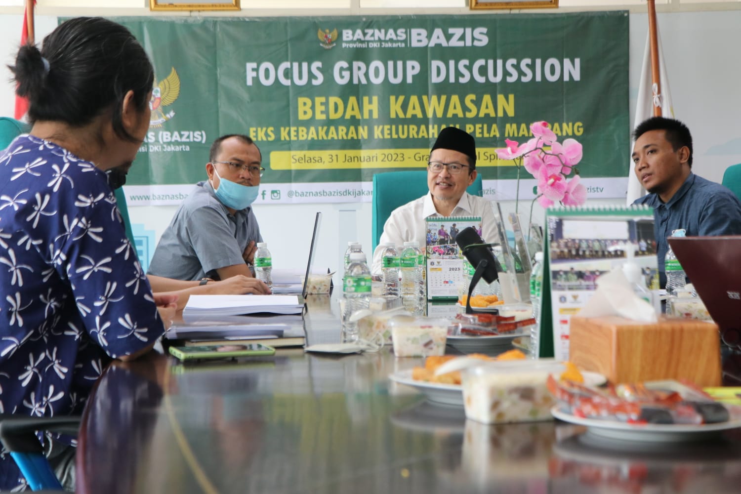 Baznas (Bazis) Provinsi DKI Jakarta mengadakan Focus Group Discussion (FGD) guna membahas konsep Bedah Kawasan. 