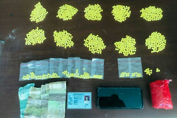Barang bukti obat terlarang yang disita Polresta Manado