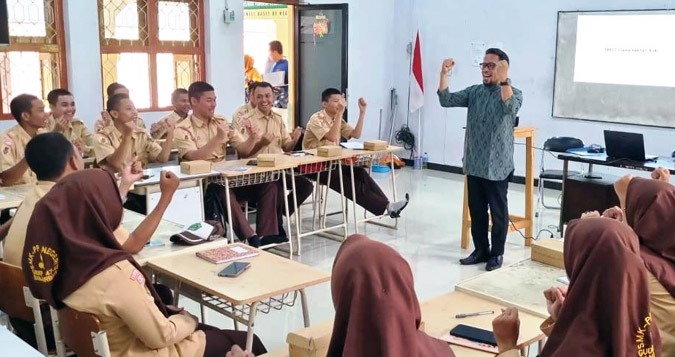  Workshop Scalling UP diikuti 113 siswa, hadirkan sejumlah pemateri di antaranya Konsultan PPIU Kalsel, Sujatmiko.