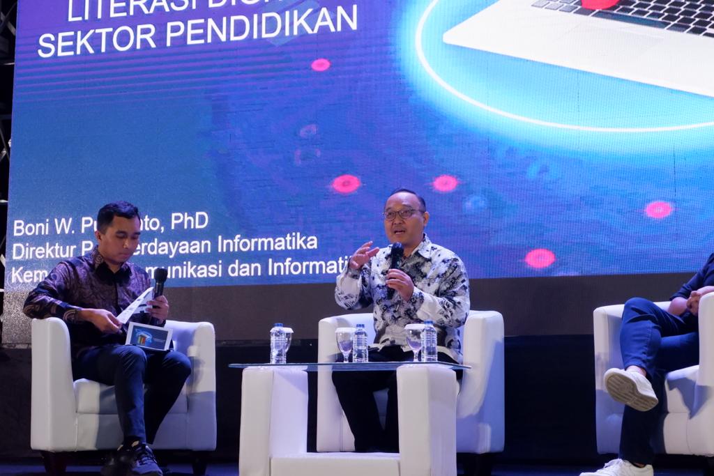 Kick Off Gerakan Literasi Digital