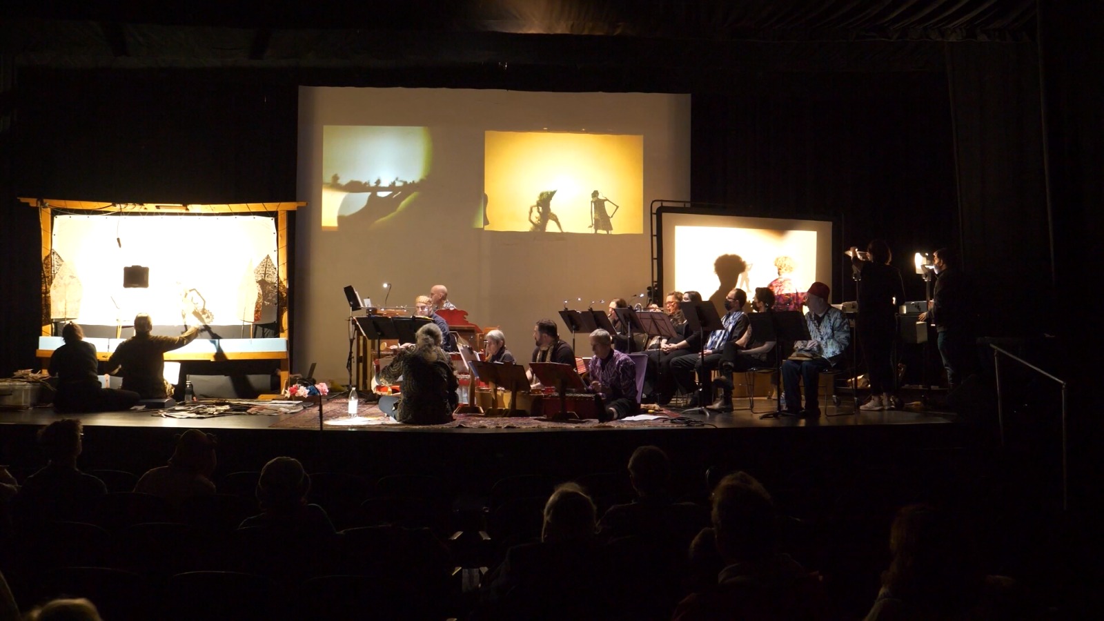 Pertunjukan Wayang Worlds seri pertama yang dapat disaksikan melalui Zoom dan YouTube, Sabtu (25/2).