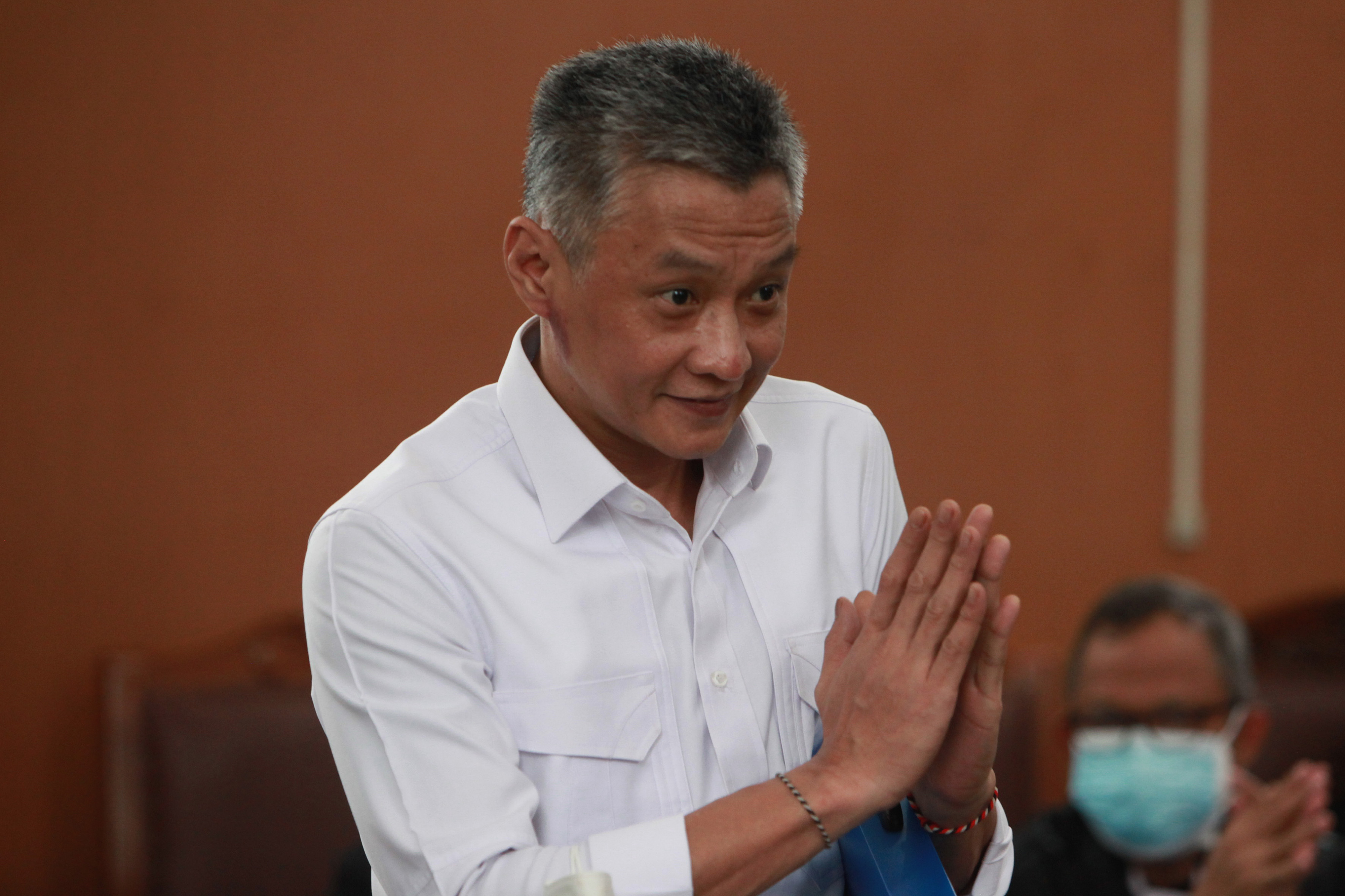 Terdakwa kasus merintangi penyidikan atau 