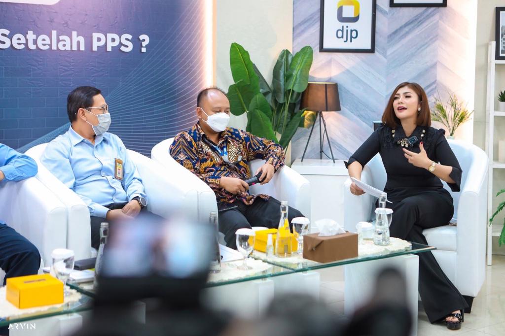 Diskusi panel tentang perpajakan