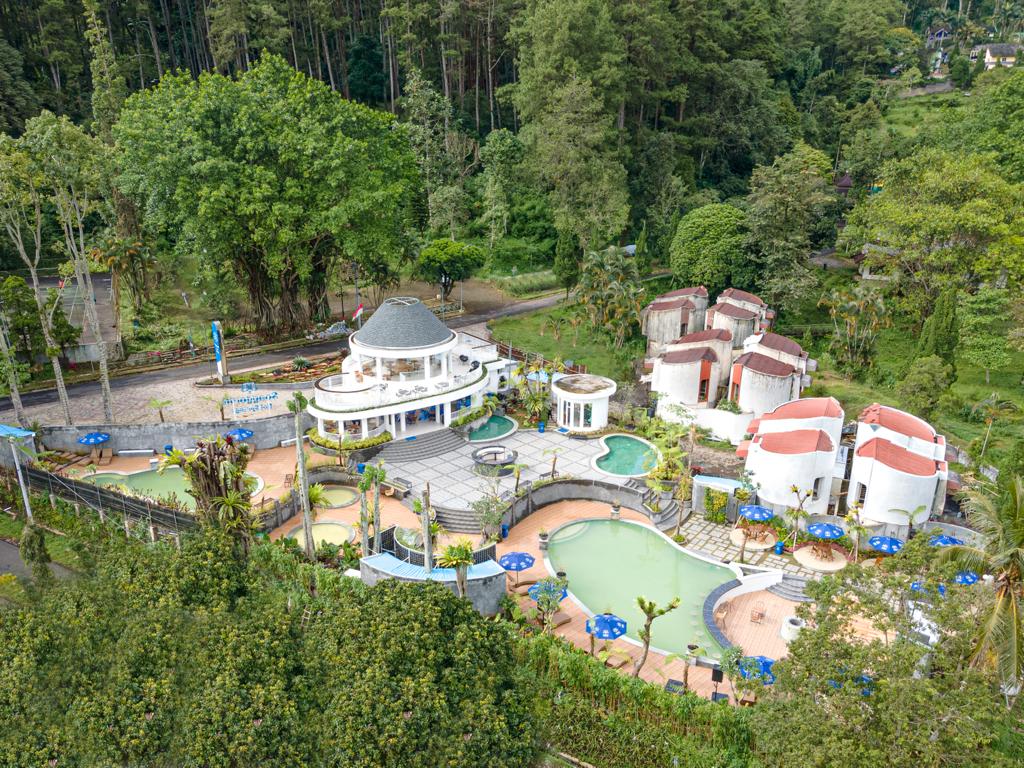  Songgoriti Hot Spring