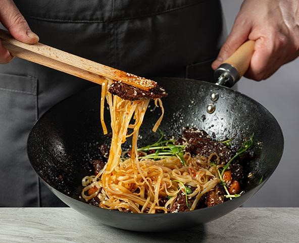 Noodle TrEATs oleh Archipelago International