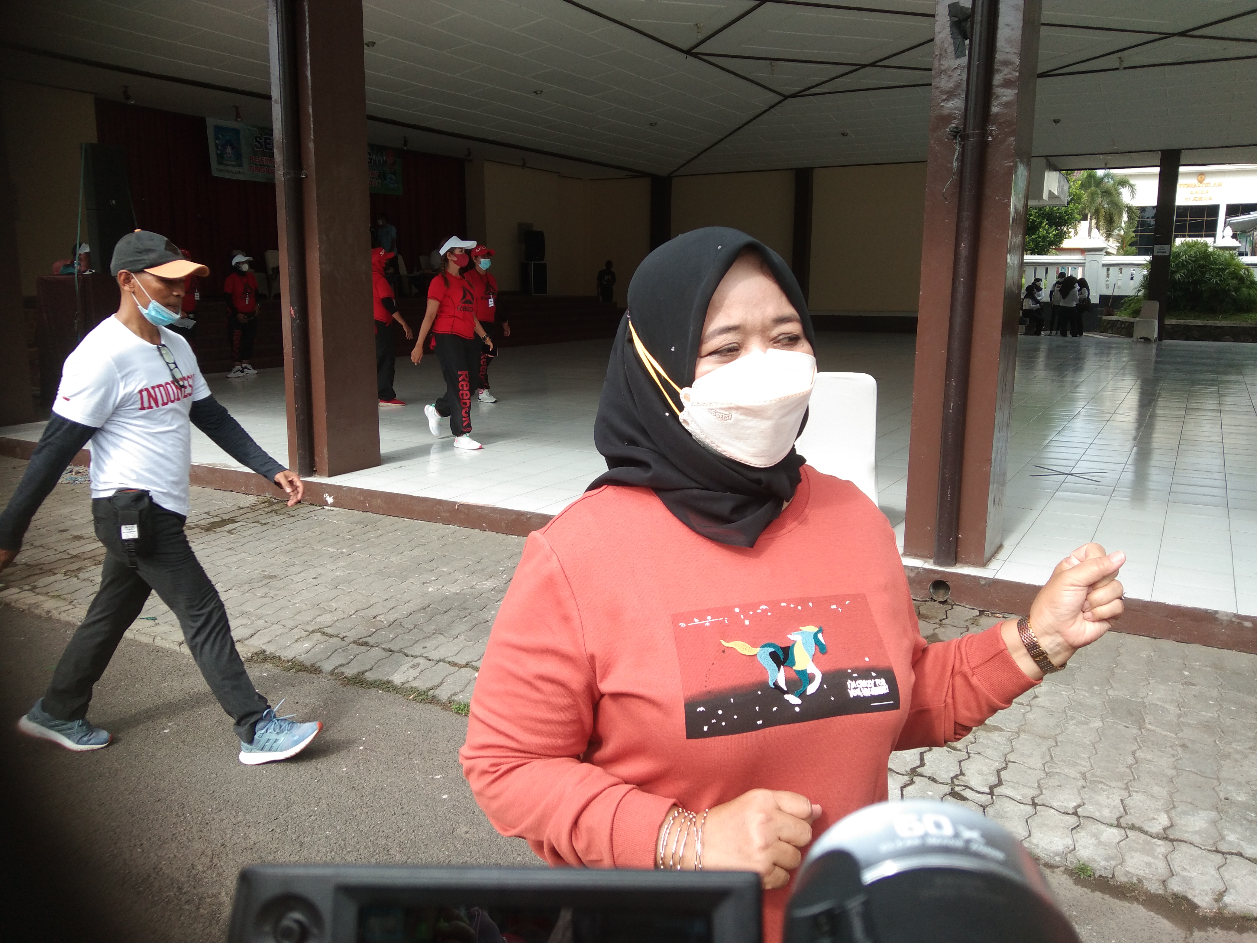  Bupati Sleman Kustini Sri Purnomo