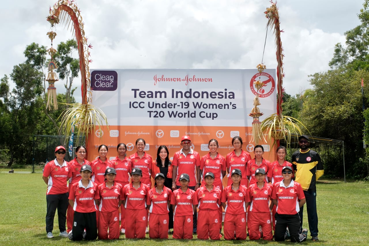 Timnas kriket putri U19 Indonesia memulai debutnya pada Piala Dunia Kriket U-20 yang digelar di Afrika Selatan pada Januari 2023.