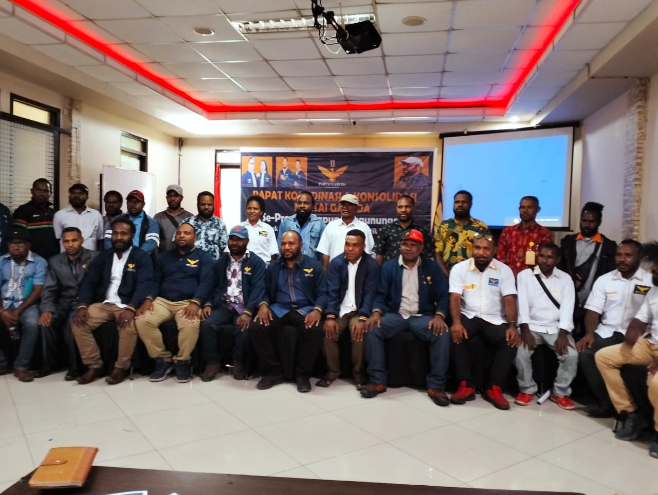 Rapat konsolidasi pemenangan Pemilu 2024 Partai Garuda Papua Pegunungan di Kabupaten Jayawijaya, Jumat (10/2).