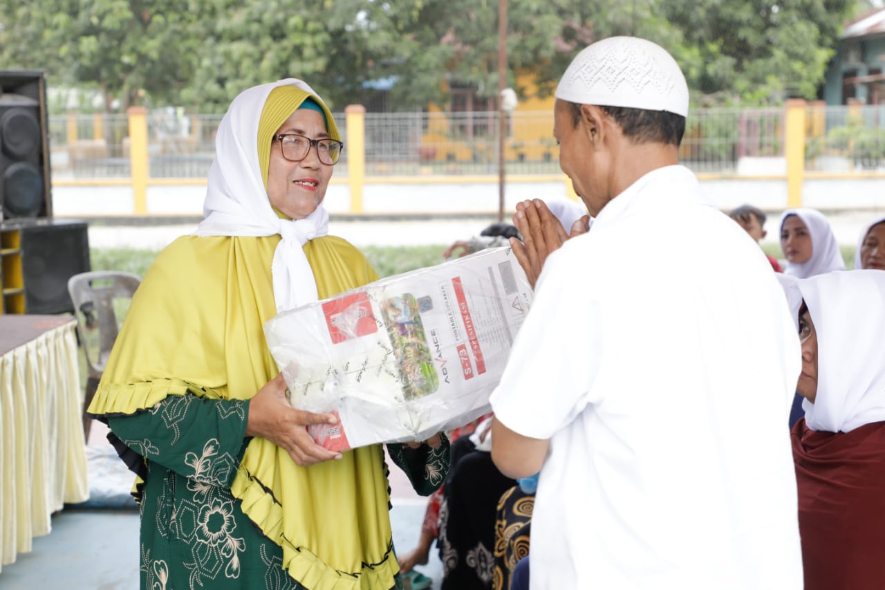 Tuan Guru Sahabat Ganjar Sum, Zutulfi Andika dalam lanjutan kegiatan Dzikir dan Doa Bersama di Majelis Taklim Sabulussalam, Serdang Bedagai,