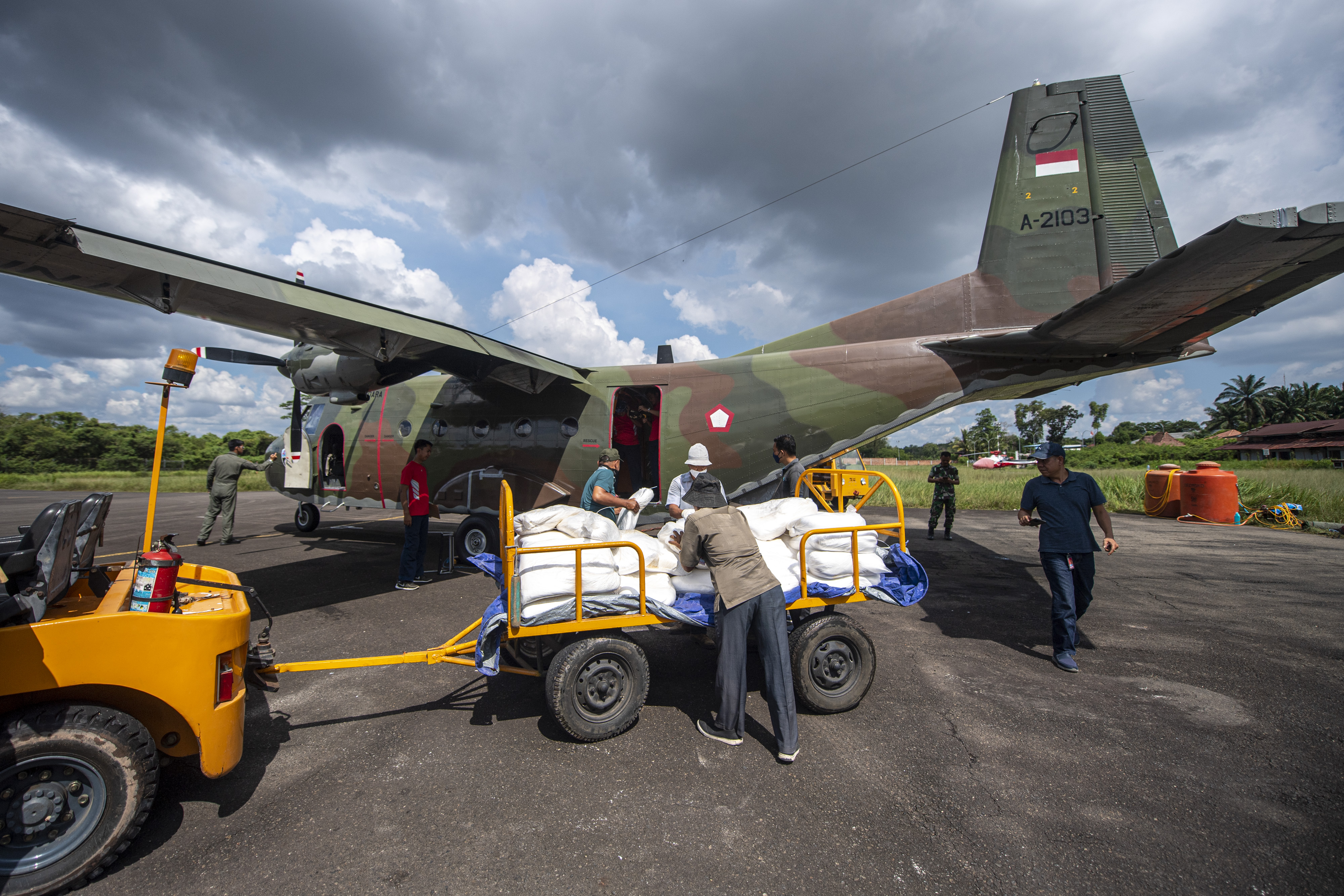Persiapan operasi modifikasi cuaca