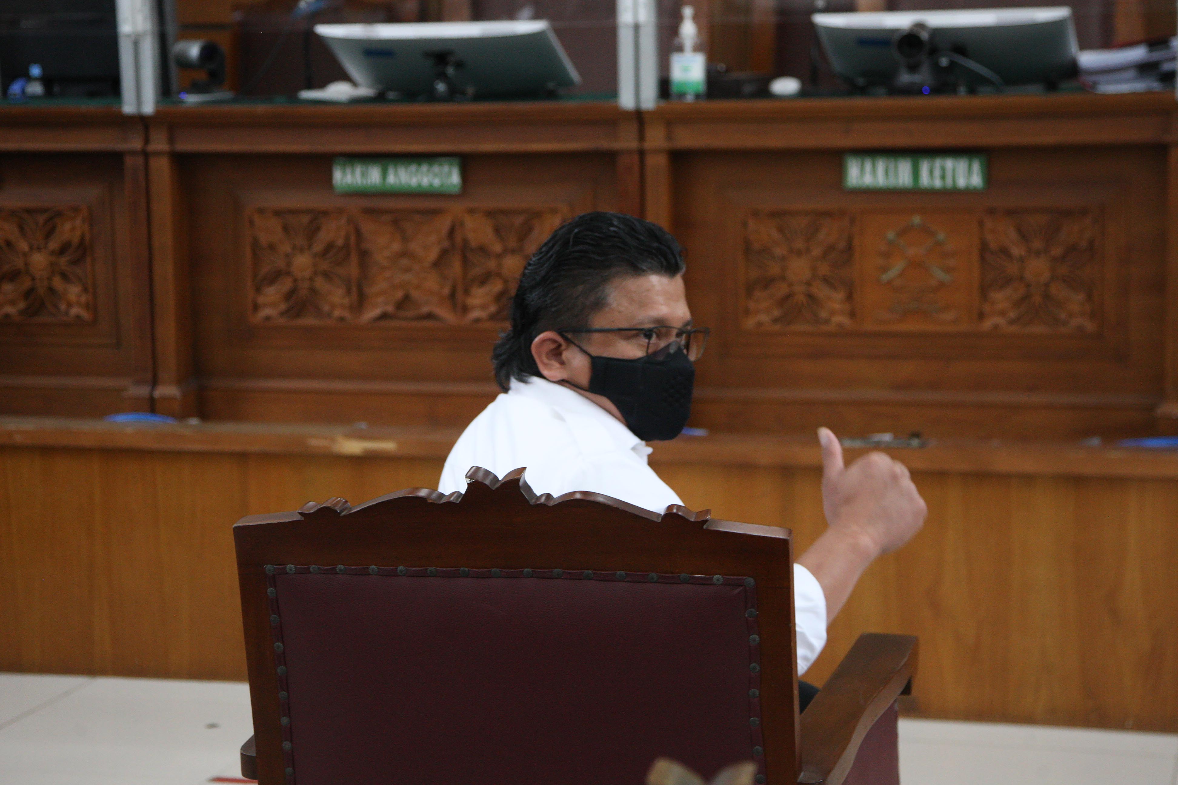  Ferdy Sambo di ruang sidang untuk menjalani sidang putusan dalam kasus pembunuhan terhadap Brigadir J di PN Selatan, Senin (13/02/2023)