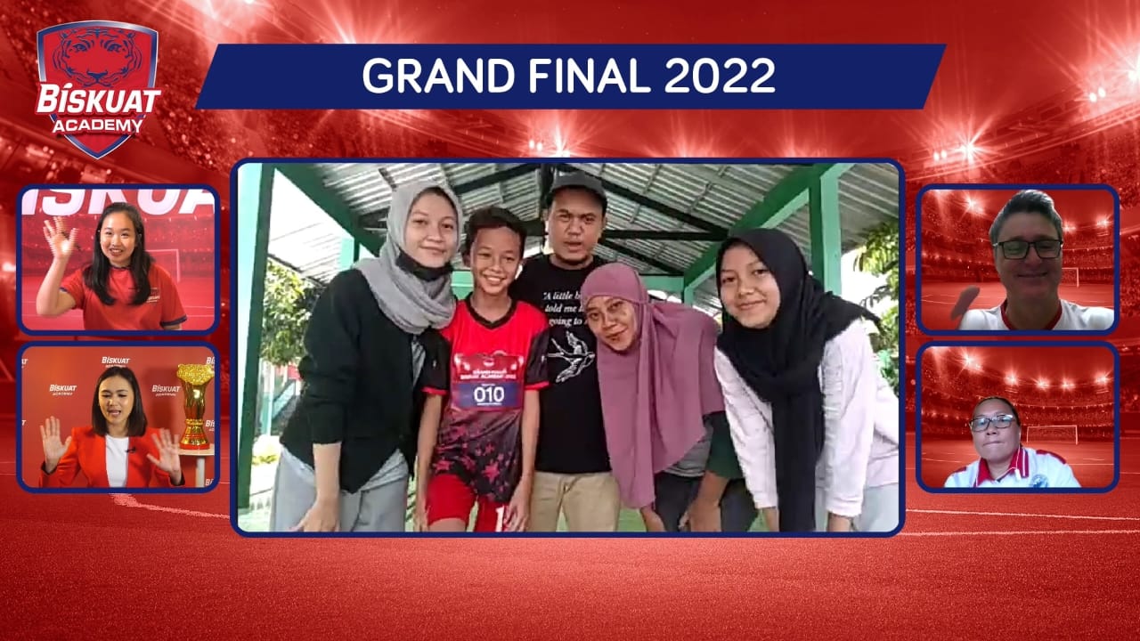Sekolah Bola Online Biskuat Academy 2022 Raih Rekor MURI 